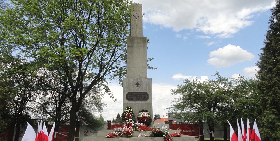 Pomnik ku czci poległych na polu chwały żołnierzy 34 Pułku Piechoty w Białej Podlaskiej