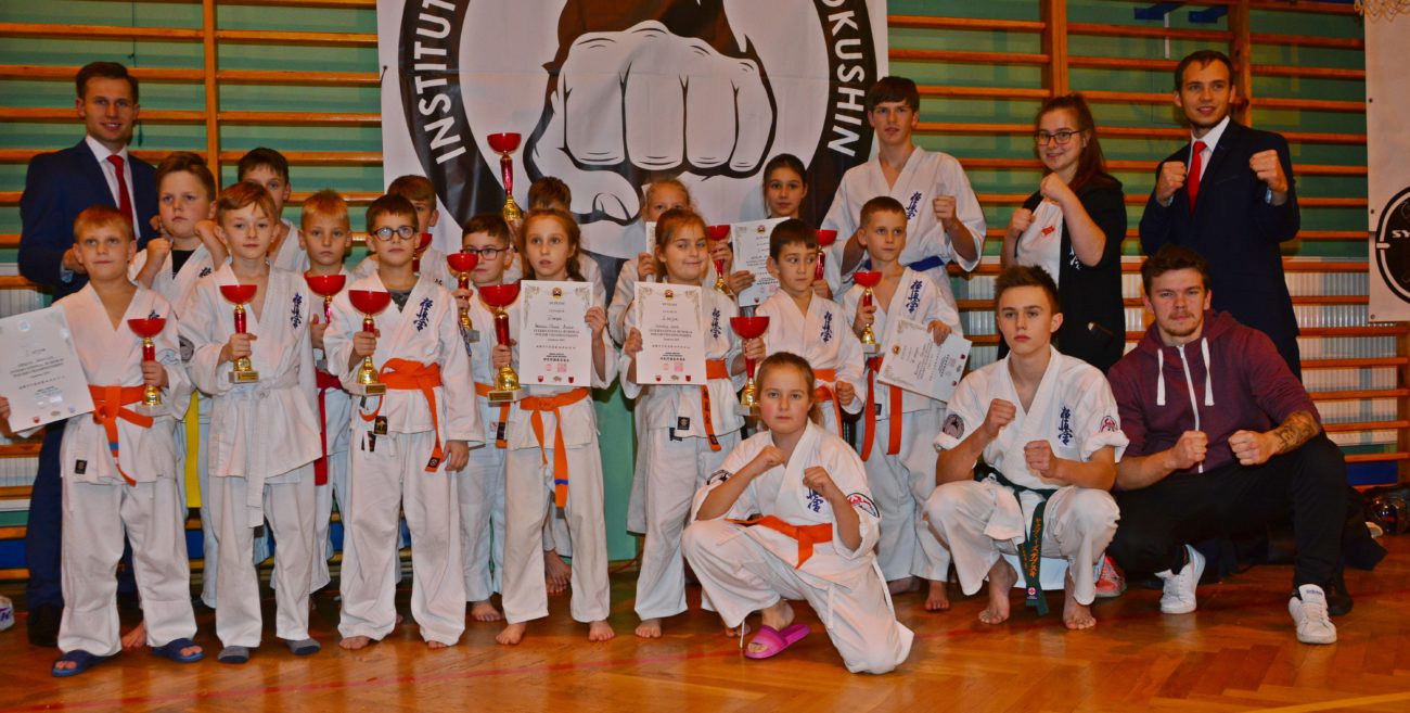 Mistrzowskie tytuły karateków