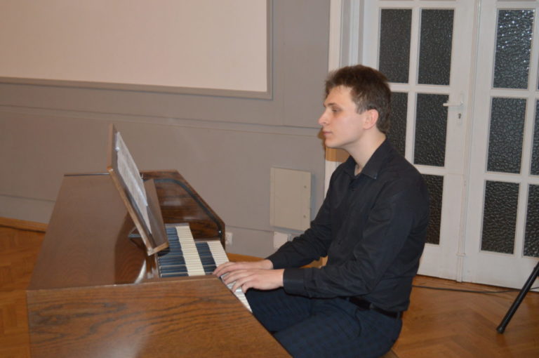 Koncert organowy Piotra Arseniuka