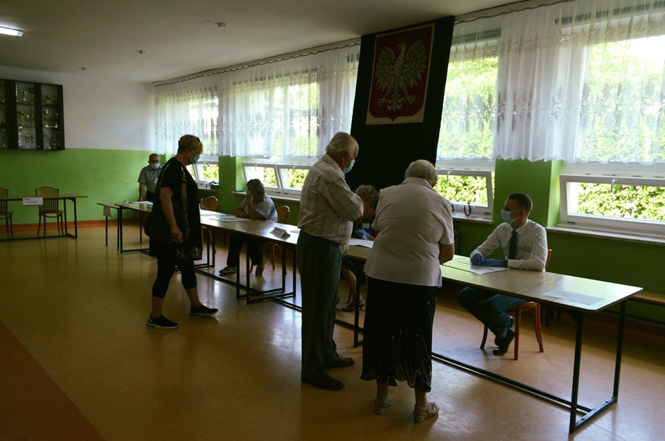 Wybory prezydenckie 2020: Wysoka frekwencja w miastach i gminach powiatu bialskiego