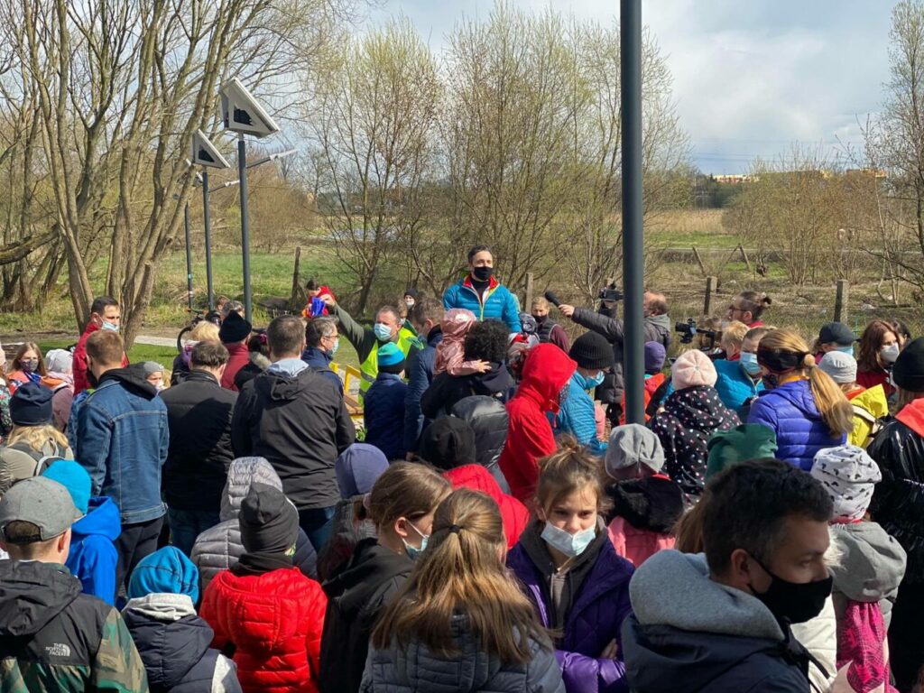 Wiosenne sprzątanie okolic Krzny