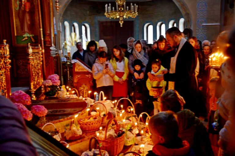 Święcenie pokarmów w Parafii prawosławnej pw. Świętych Cyryla i Metodego w Białej Podlaskiej