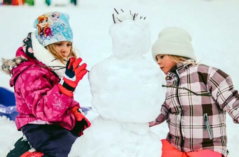 Zimowy obóz sportowy dla dzieci – lepsza sprawność i moc atrakcji!