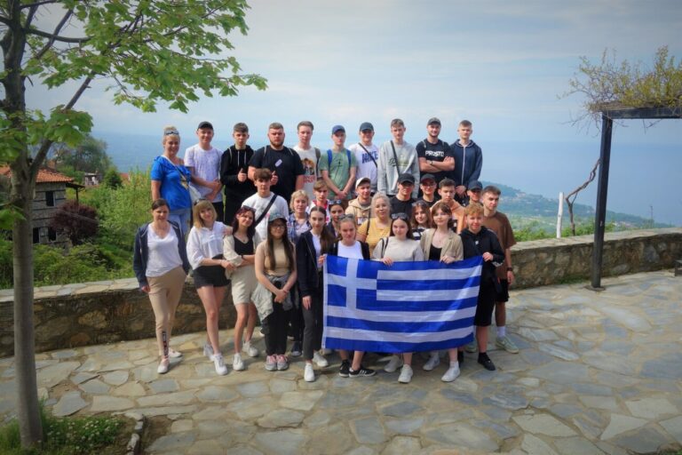 Uczniowie ze szkoły w Małaszewiczach realizują projekt w Grecji