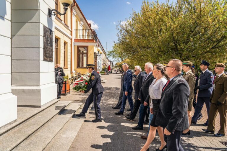 Biała Podlaska: Uczczono rocznicę śmierci Józefa Piłsudskiego