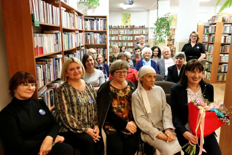 Premiera 'Leśniczówki' bialskiej pisarki Agnieszki Panasiuk podczas Nocy Bibliotek