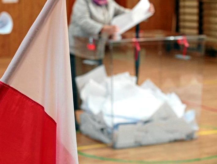 Wybory samorządowe 2024: Znamy burmistrzów Terespola, Piszczaca, Parczewa i Łukowa. Dogrywki w Międzyrzecu i Radzyniu