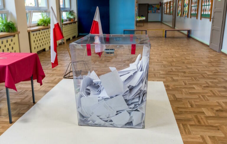 Wybory samorządowe 2024: Michał Litwiniuk prezydentem Białej Podlaskiej. Tylko u nas komplet wyników głosowania na radnych