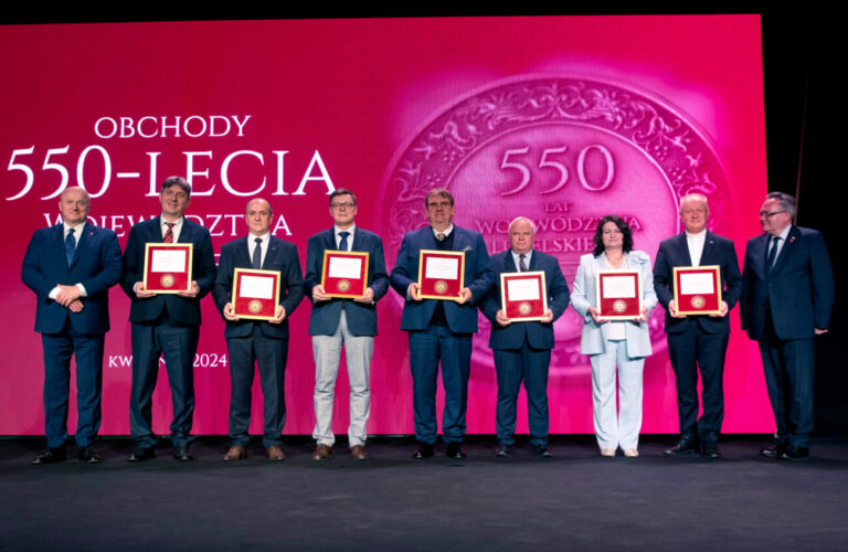 Medale i podziękowania z okazji 550-lecia województwa lubelskiego