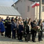 Patriotycznie w centrum Wisznic z okazji Narodowego Święta Niepodległości