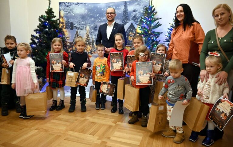 Nagrody i gratulacje dla młodych artystów z gminy Biała Podlaska