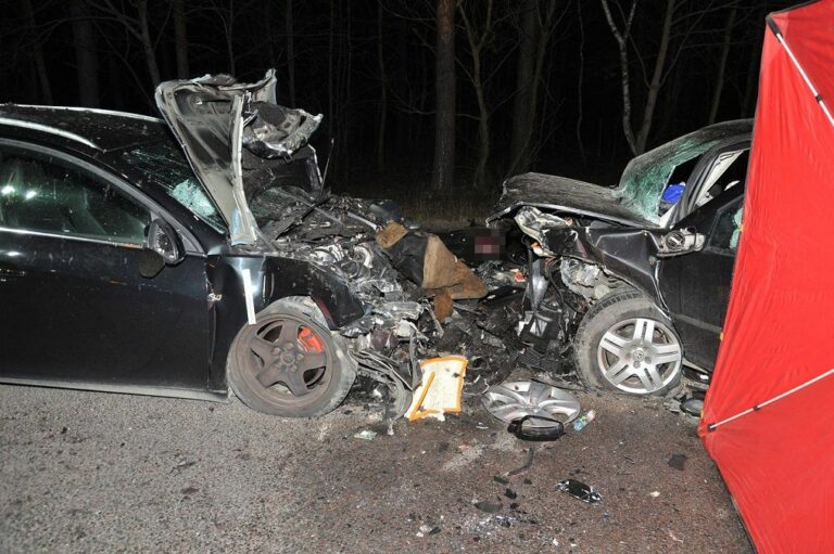 Nietrzeźwy wyprzedzał kilka samochodów, zabił 26-letnią kobietę!