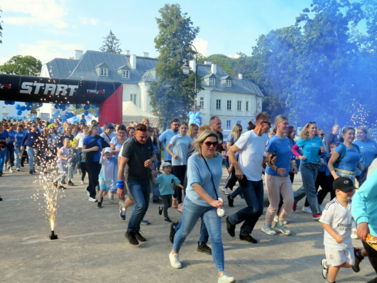 W biegu Blue Run integrowali się z osobami ze spektrum autyzmu