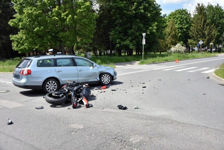 Młodzi kierowcy sprawcami poważnych wypadków. Motocykliści w szpitalu!