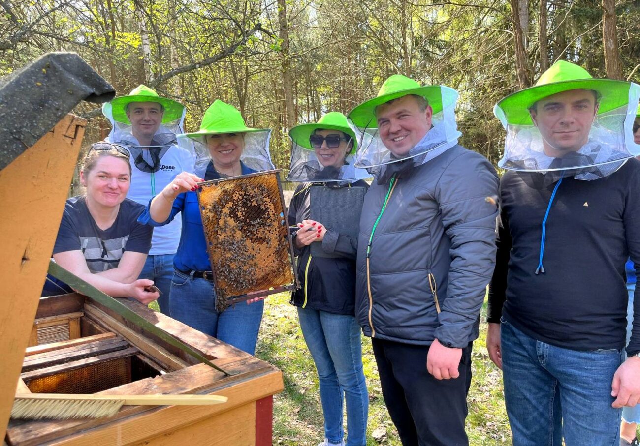 Pszczoły w służbie naturze i lokalnej społeczności – projekt 'Ule Zagrodowe' w Międzyrzecu Podlaskim