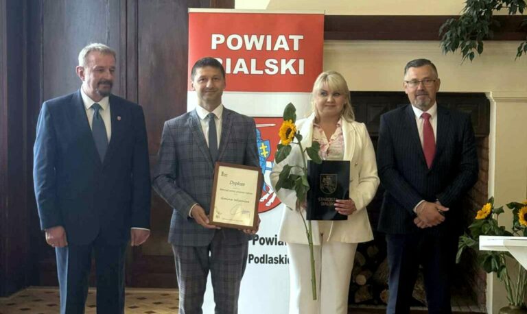 Nagroda 'Samorząd gminy przyjazdy kulturze' gminie Wisznice, a Bialski Talent – Magdzie