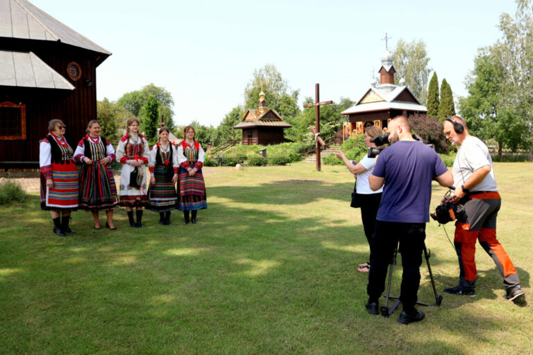 W Kostomłotach powstał telewizyjny reportaż 'Wesele Podlaskie – renesans'
