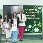 Nagrody w Gminnym Językowym Konkursie Recytatorskim w szkole w Zalesiu