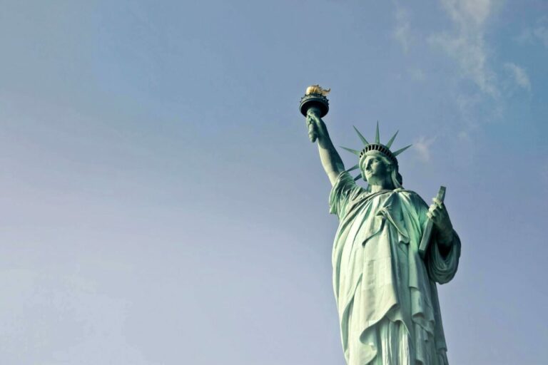 Podróż do USA bez niespodzianek – co musisz wiedzieć o wizach i ESTA?