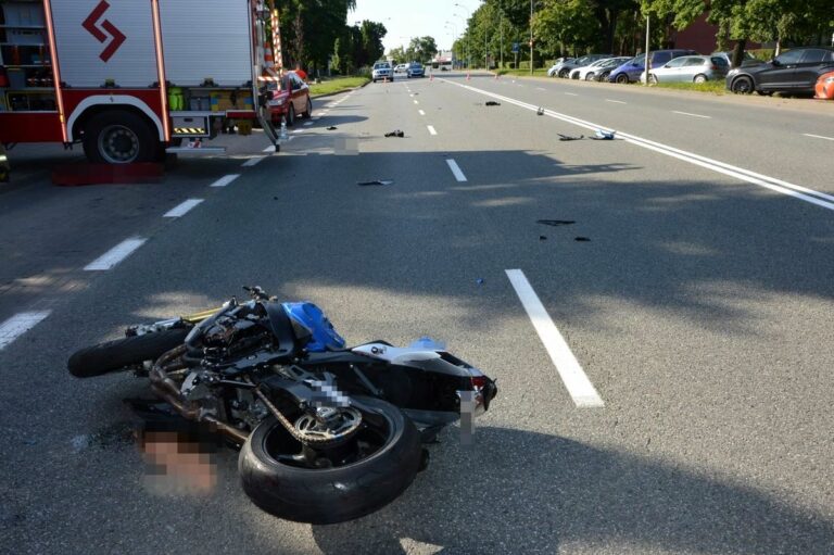 Tragedia na Zamkowej. Skoda wymusiła pierwszeństwo, a motocyklista jechał brawurowo