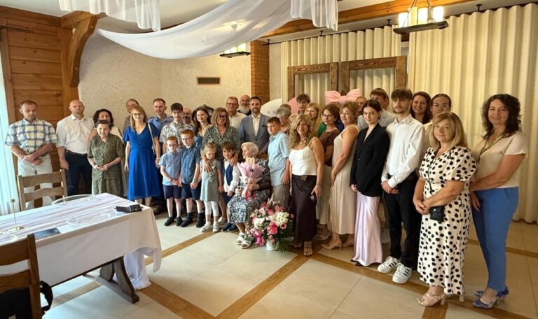 Babci Antosi jubileusz stulecia urodzin!