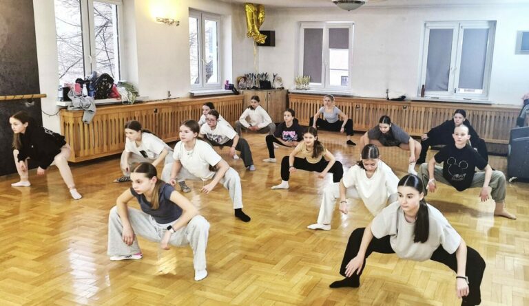 Dołącz do Dance Academy Studio na sezon 2025/2026 – nabory dla dzieci i młodzieży z pasją do tańca