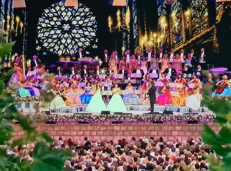 Filmowy koncert André Rieu w bialskim amfiteatrze podczas 7. Festiwalu im. Bogusława Kaczyńskiego