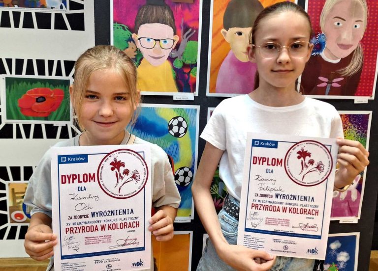 Bialczanki z Piksela docenione na Międzynarodowym Konkursie Plastycznym w Krakowie