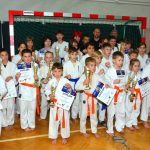 Worek medali zawodników klubu sportowego karate kyokushin z Białej Podlaskiej na Mistrzostwach Województwa Podlaskiego