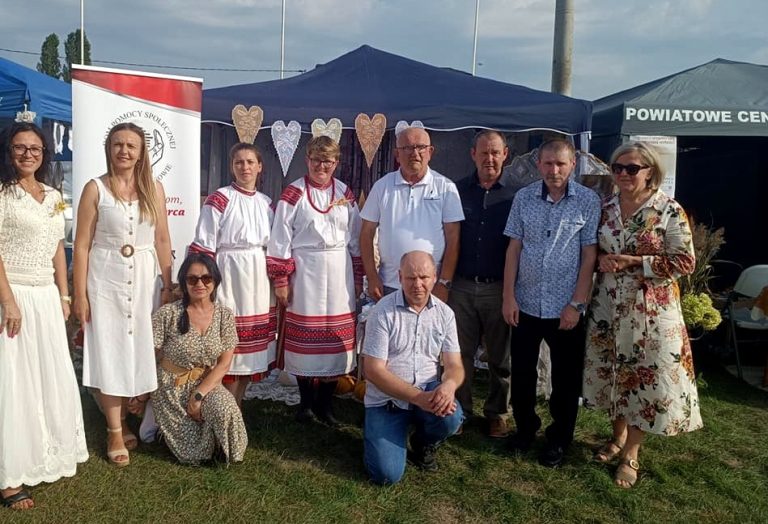 Więcej niż sąsiedzi, czyli jacy są mieszkańcy DPS w Konstantynowie dla lokalnej społeczności