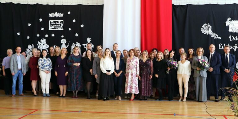 Obchody Dnia Edukacji Narodowej w SP w Zalesiu