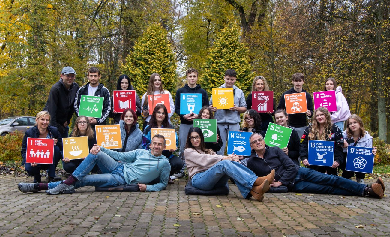 Warsztaty ‚To my tworzymy świat’ w ECKiW OHP w Roskoszy