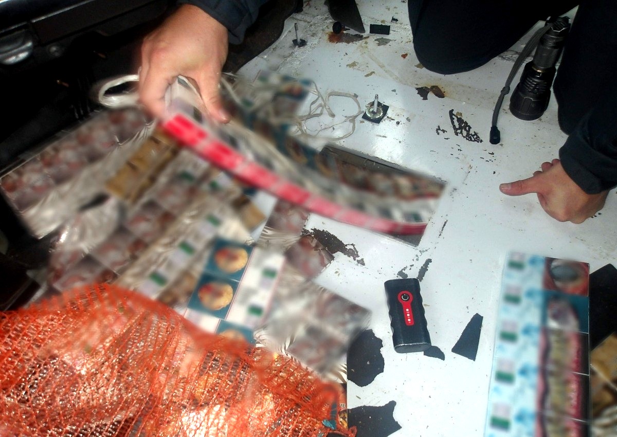 Trzy ciężarówki z kontrabandą w Koroszczynie