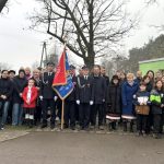 Narodowe Święto Niepodległości w gminie Biała Podlaska: Hymn przy pomniku oraz wieczór pieśni patriotycznych