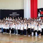 Akcja ‚Szkoła do hymnu’ w SP w Zalesiu