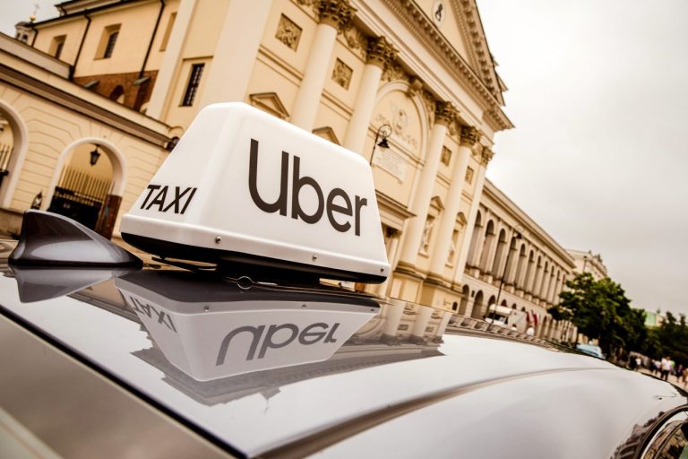 Uber rusza w Białej Podlaskiej – wygodne przejazdy taxi już dostępne w aplikacji