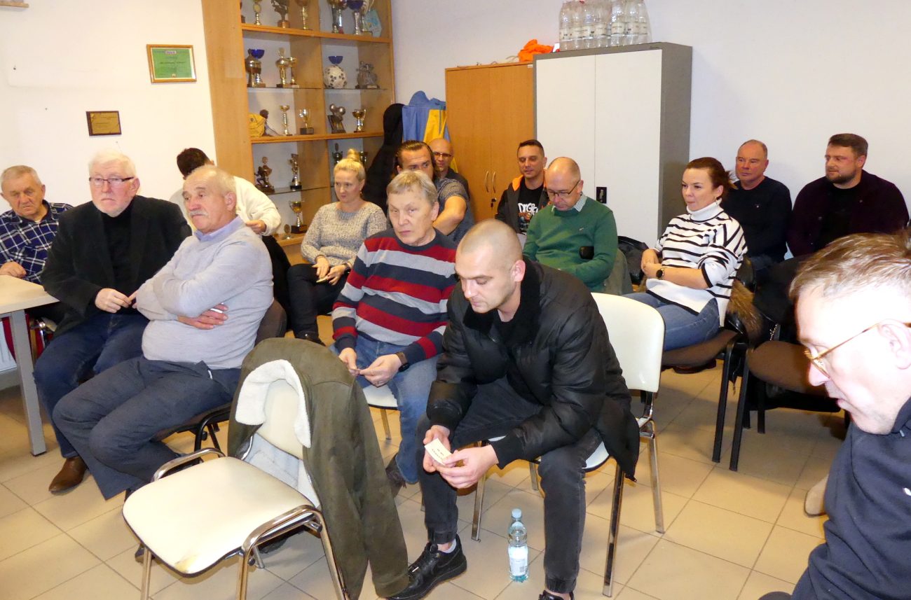 Nowe władze w Orlętach-Spomlek. Rezygnacje w MOSiR Huraganie