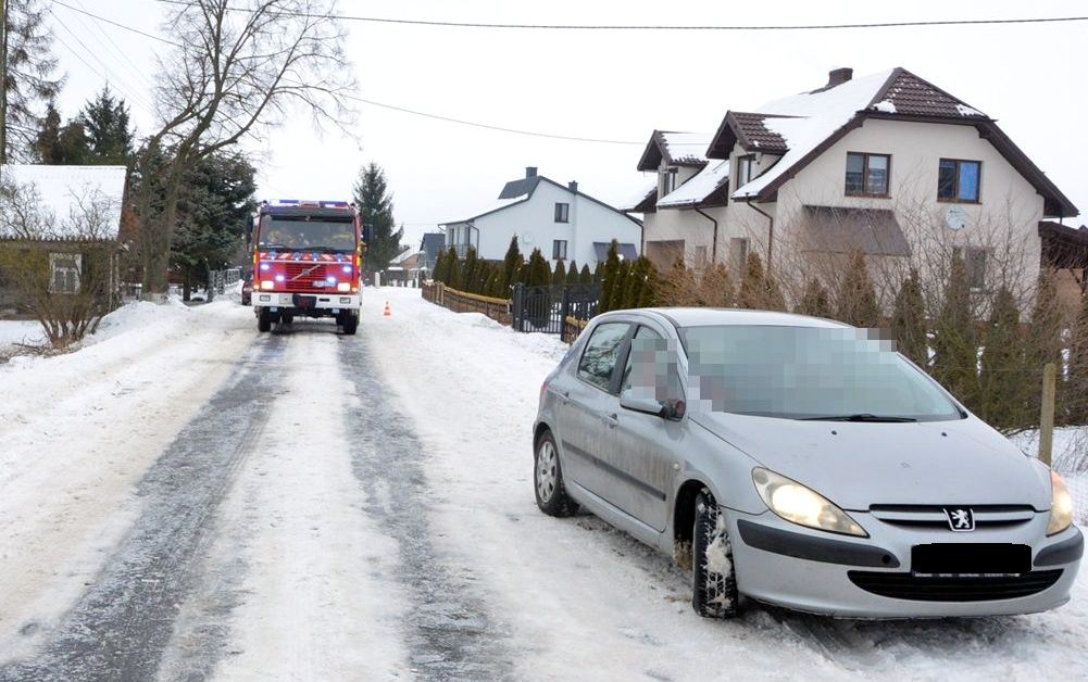 76-letni mężczyzna potrącony, gdy przechodził przez jezdnię
