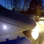 Wesołe towarzystwo: Jeden pijany kierowca próbował wyciągnąć z zaspy auto drugiego pijanego…