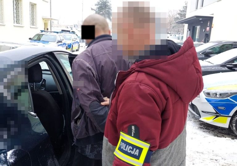 Żądał od znajomej kupy pieniędzy, groził spaleniem samochodu