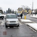 Potrącił 93-letnią kobietę przechodzącą przez przejście dla pieszych