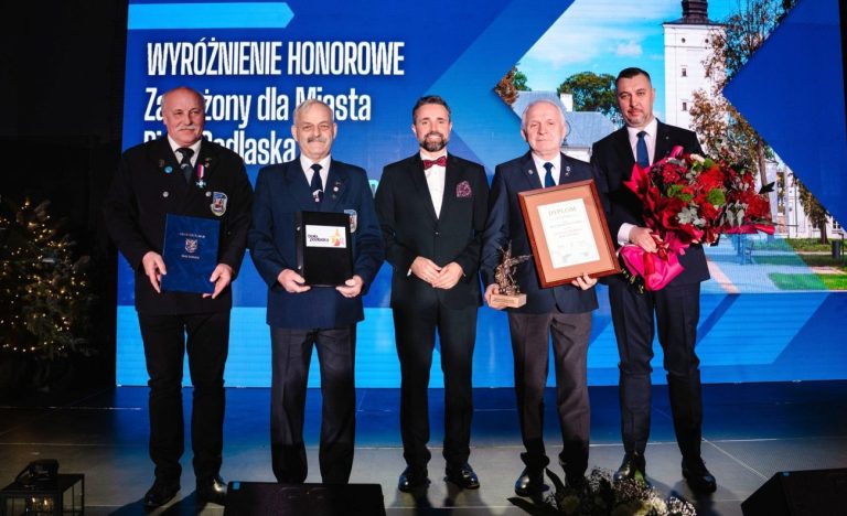 Serce oddane lotnictwu i miastu. Jerzy Trudzik wyróżniony prestiżowym tytułem 'Zasłużony dla Miasta Biała Podlaska'