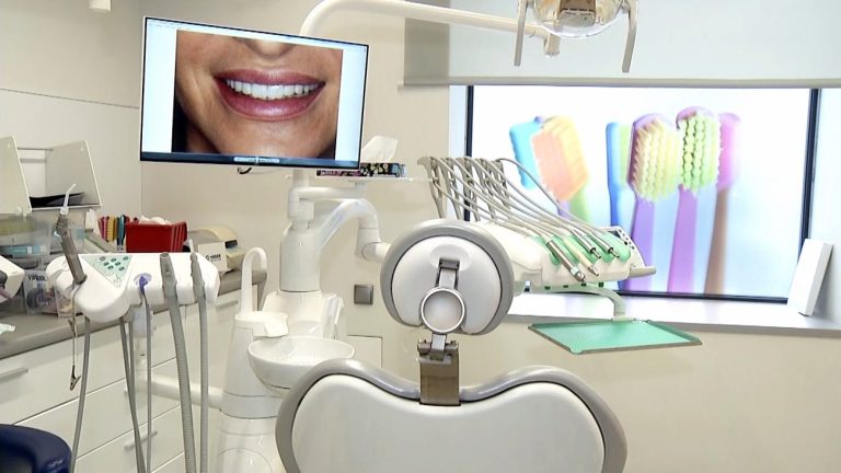 Infekcje w jamie ustnej mogą zwiększać ryzyko chorób serca. Bakterie mogą przez lata pozostawać niewidoczne dla układu odpornościowego