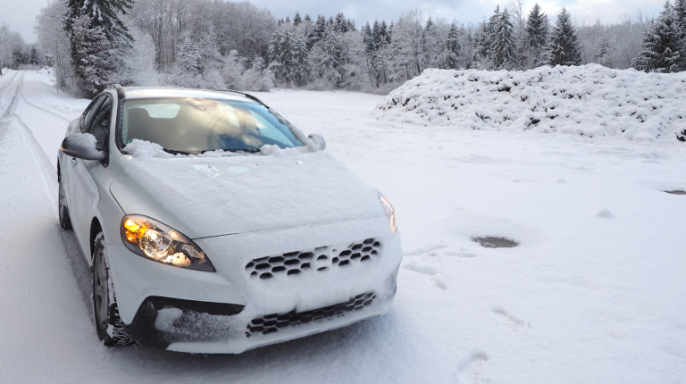 Volvo V40 należy do najbezpieczniejszych aut, ale w Polsce ponad 90 proc. egzemplarzy jest obarczonych ryzykami