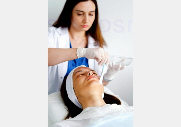 Koszt depilacji laserowej – ile kosztuje i od czego zależy?