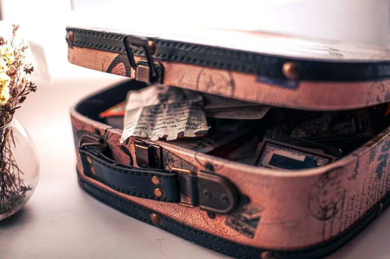 Dała oszustom 150 tysięcy, wierząc święcie, że pomaga córce