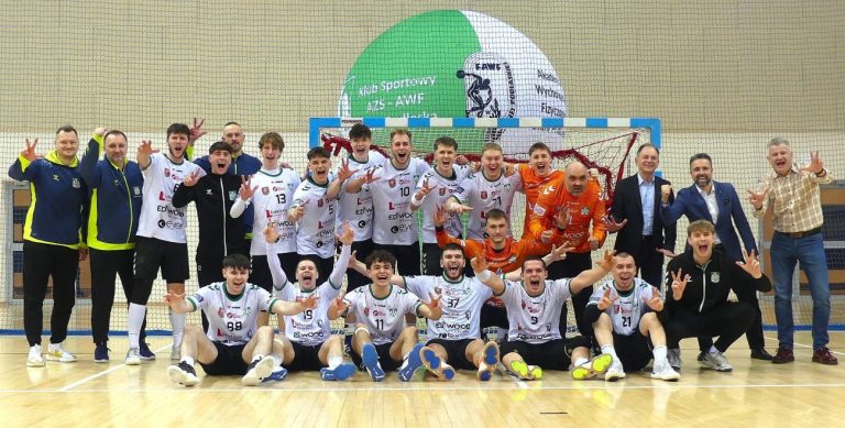 Trzy punkty AZS-AWF z liderem i 300 tys. zł od prezydenta