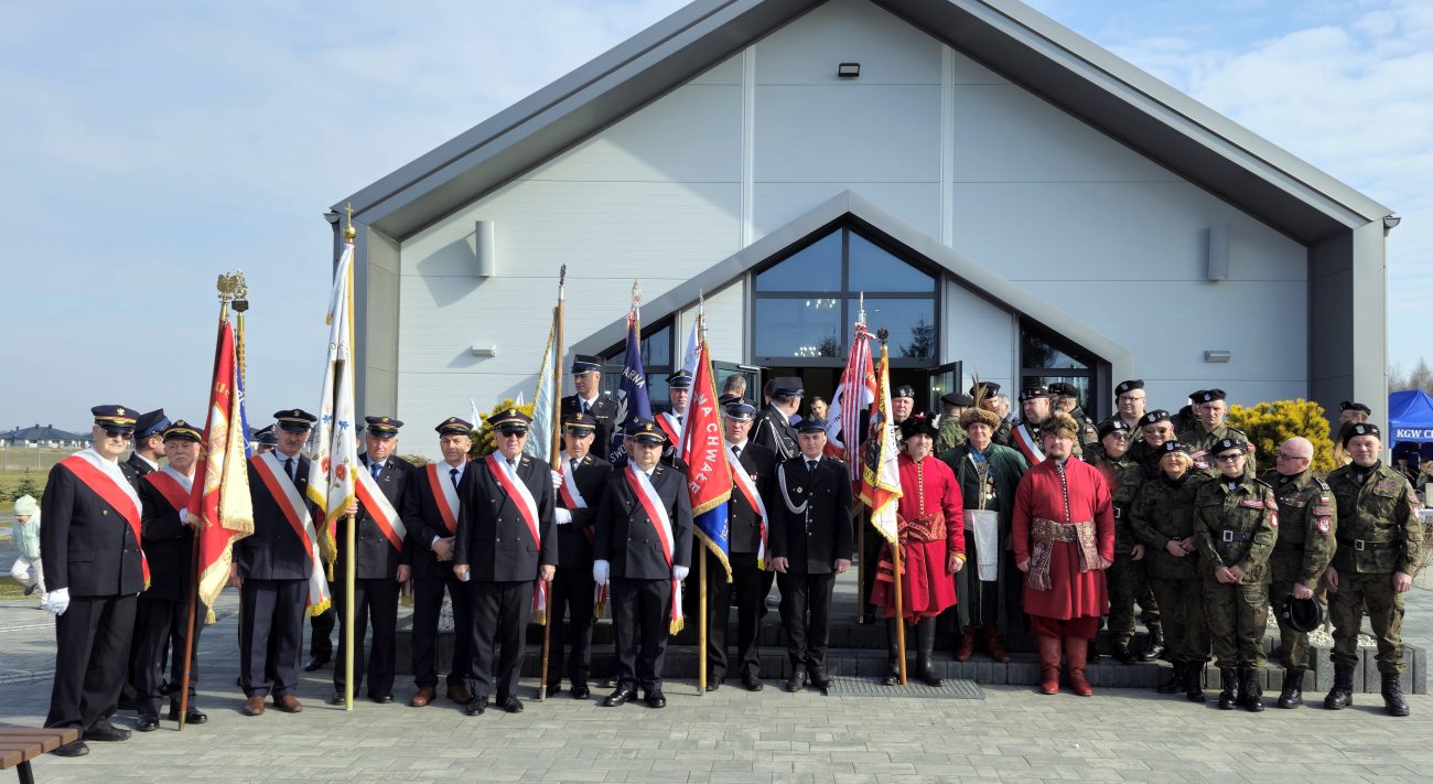 W hołdzie Niezłomnym. Patriotyczne uroczystości w Rakowiskach pod przewodnictwem strzelców i kapelana