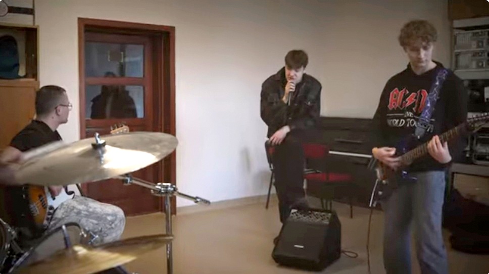 [FILM] Rockowa eksplozja w Terespolu! Zobacz nowy teledysk zespołu Sonic Explosion