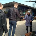 ‚Kupuj Polskie, Kupuj Lokalne’. Przedświąteczna akcja narodowców na bialskim targowisku